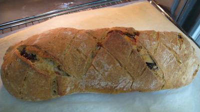 Pain aux dattes et aux lardons - 8.3