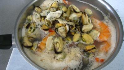 Riz, crevettes, moules et raie à la portugaise - 4.1
