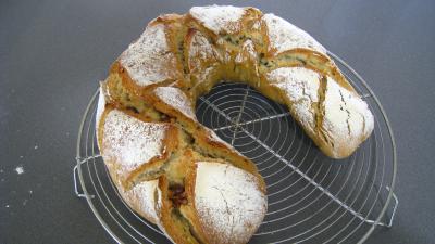 Pain couronne aux noix - 7.1