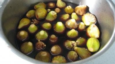 Image : Figues au vin rouge