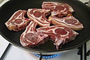 Côtes d'agneau sauce aux framboises - 6.2