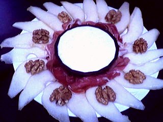 Image : Chiffonnade de jambon poires et roquefort