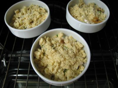 Crumble de camembert et sa salade - 12.2