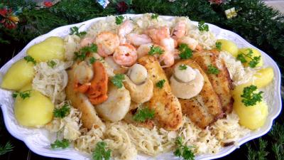 floc de gascogne : fruits de mer, panga et choucroute
