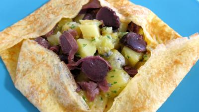 Crêpes farcies aux gésiers confits et pommes de terre