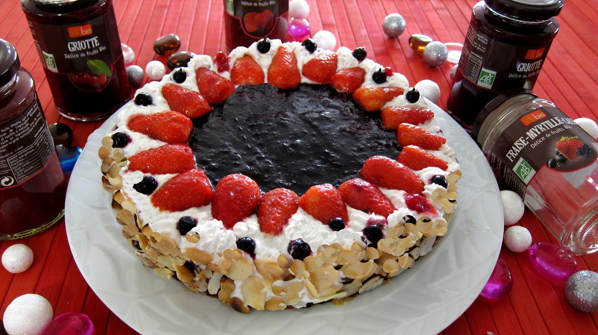 Recette Gateau Aux Fromages A La Puree Fraises Myrtilles Cassis Vitabio Supertoinette