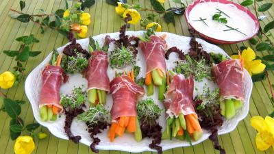 Ballotins d'asperges, d'haricots beurre et carottes