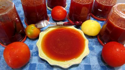 Confiture de tomates rouges