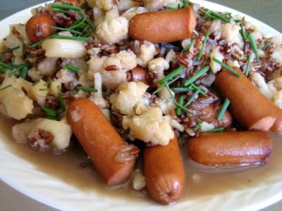 Chou-fleur et riz aux saucisses