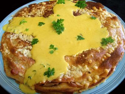 Gâteau de crêpes au sarrasin et aux fromages