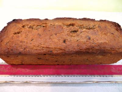 Gâteau aux pruneaux et noix de pécan