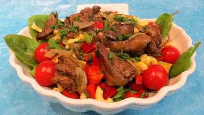 Foies de volaille et crudités