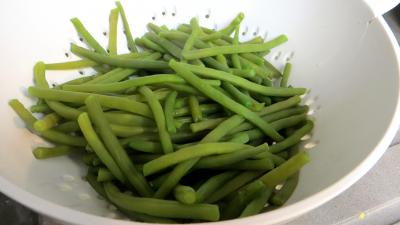 Comment raviver des haricots verts un peu fanés ?