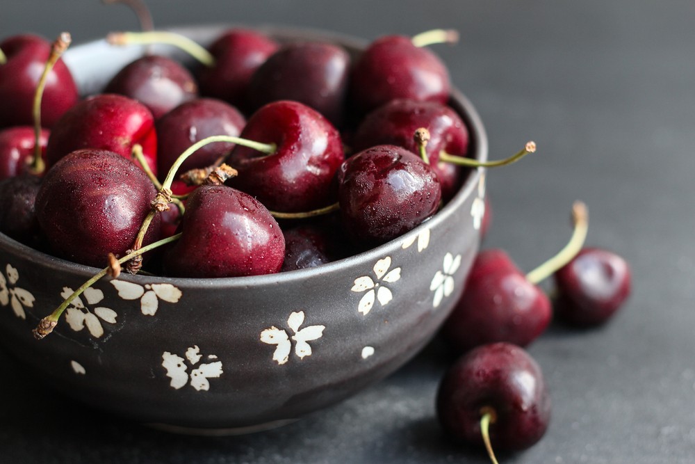 Comment donner un goût original à vos cerises à l'eau-de-vie ?