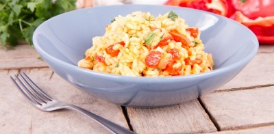 Risotto au poulet et à la tomate