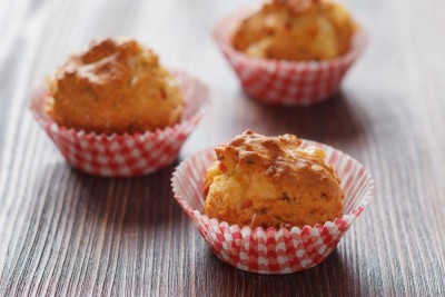 Muffins briochés au saucisson