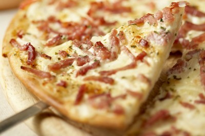 Pizza lorraine