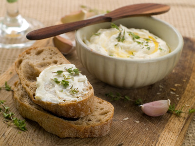 Tartinade au chèvre et miel