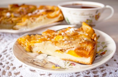 Clafoutis aux pommes et aux amandes