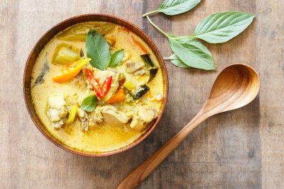 Curry de poulet aux haricots