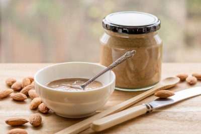 Pâte à tartiner maison aux amandes