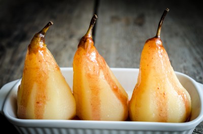 Poires pochées aux épices