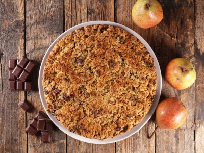 Crumble poire chocolat et noisettes