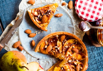 Tarte aux poires, noisettes et à la crème de marron