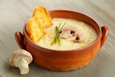 Velouté de champignons à la ciboulette