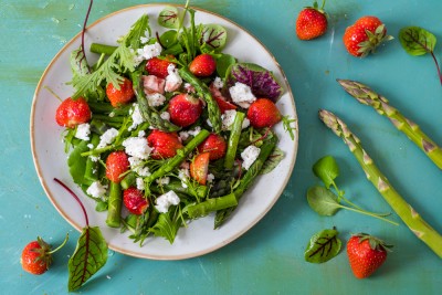 Salade d'asperges sucrée-salée