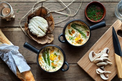 Oeufs cocotte aux pointes d'asperges