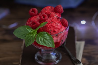 Sorbet framboises basilic