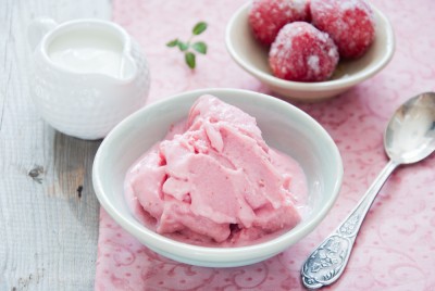 Yaourt glacé à la fraise express