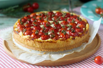 Tarte aux tomates cerise et à la mozzarella