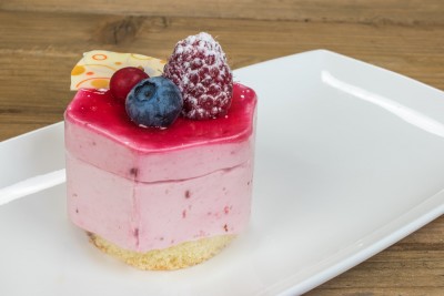 Entremet aux fruits rouges