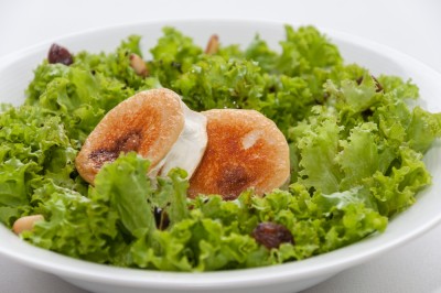 Salade de chèvre doré
