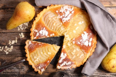 Tarte à l'ancienne aux poires et amandes
