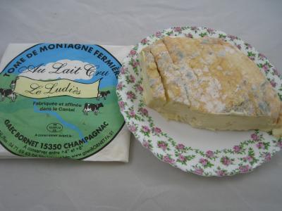 Tome de montagne fermière