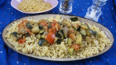 Aubergine aux épices et ses coquillettes