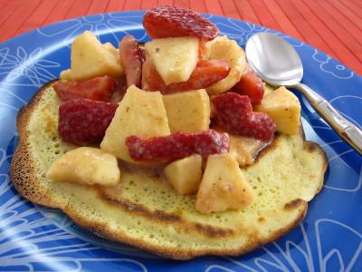 Blinis aux fraises et aux fruits