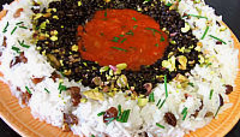Lentilles et riz à la sauce tomate