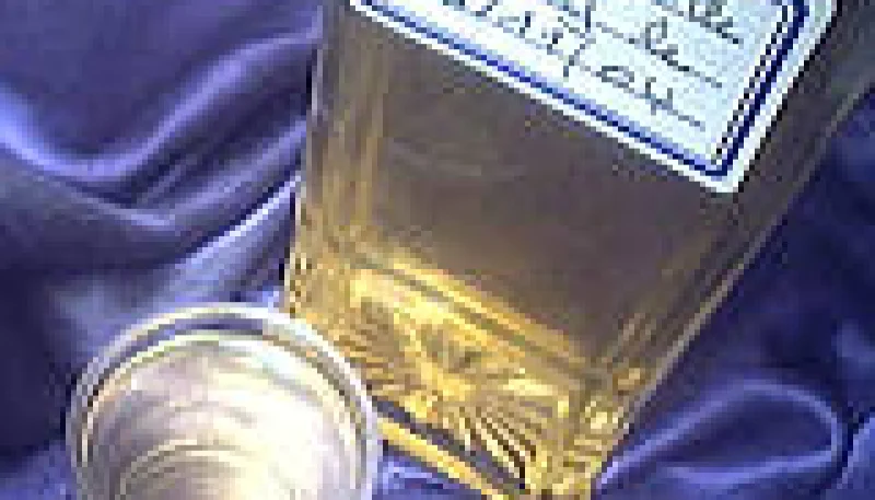 Liqueur de coings à l'anis étoilé