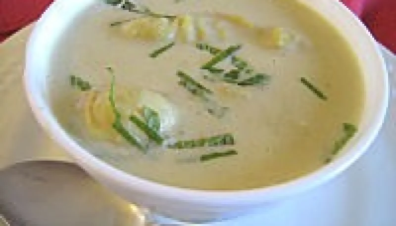 Velouté d'avocats aux raviolis