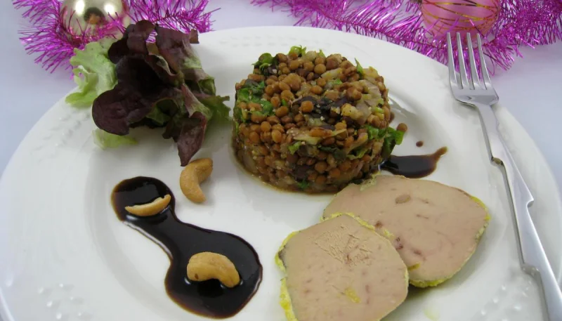 Foie gras aux lentilles et au vinaigre balsamique