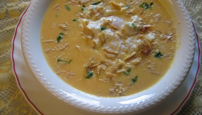 Velouté de carottes au foie gras et son oeuf mollet