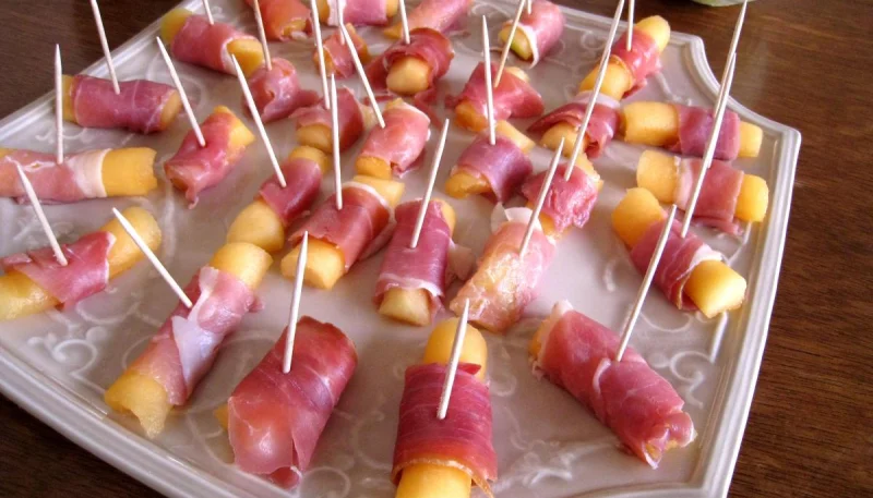 Amuse-bouche de melon et jambon