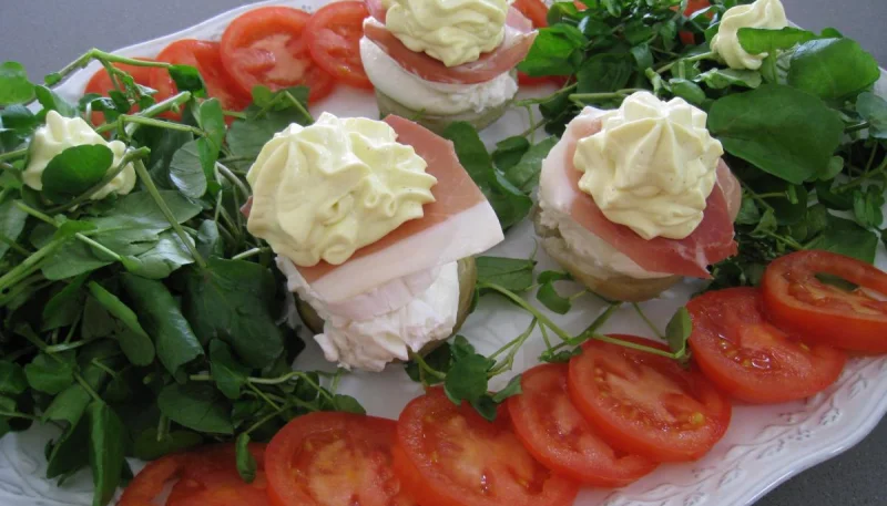 Artichauts et mayonnaise chantilly
