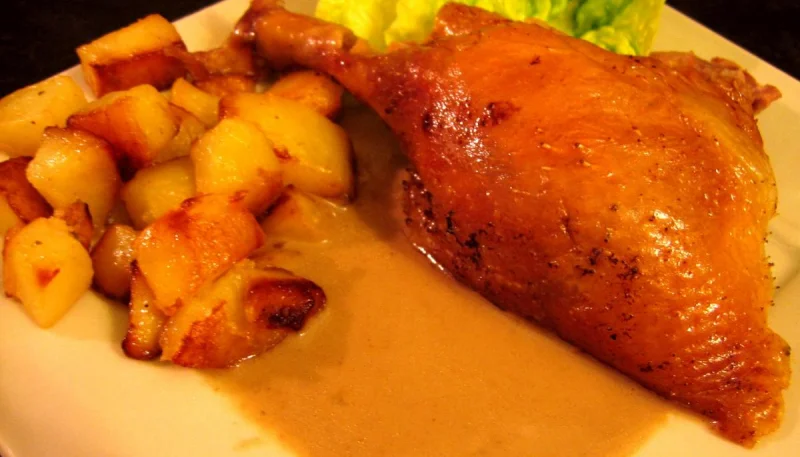 Canard et sa sauce au foie