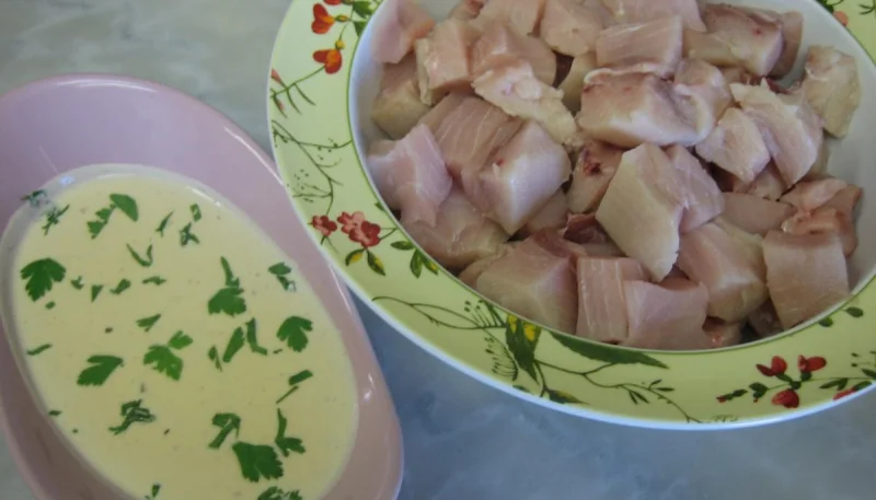 Fondue à l'espadon et sa sauce au citron et au marsala