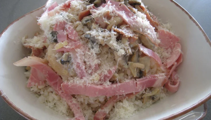 Risotto aux champignons et au jambon à l'Italienne